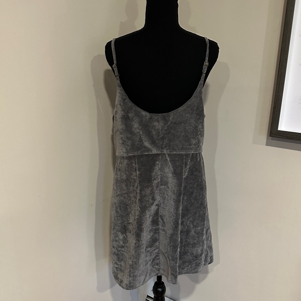 *COOPERATIVE* Urban Outfitters Grey Velvet Button-Front Slip Dress Size Large - Picture 7 of 9